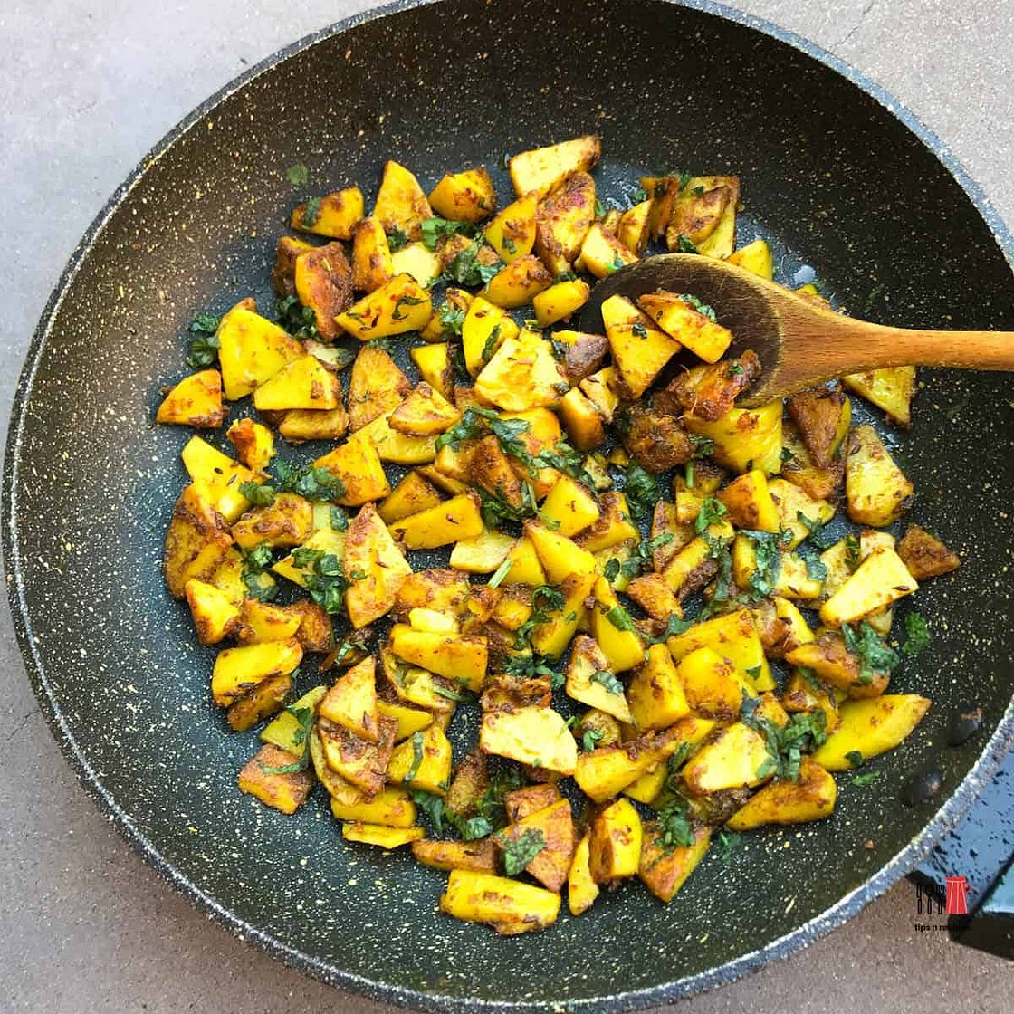 Roasted Potato Dried Fenugreek