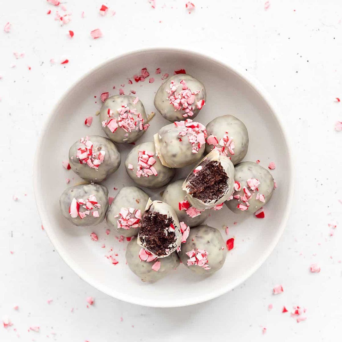 Chocolate Peppermint Protein Balls (Refined Sugar-Free, No Bake, High Protein, Vegan)