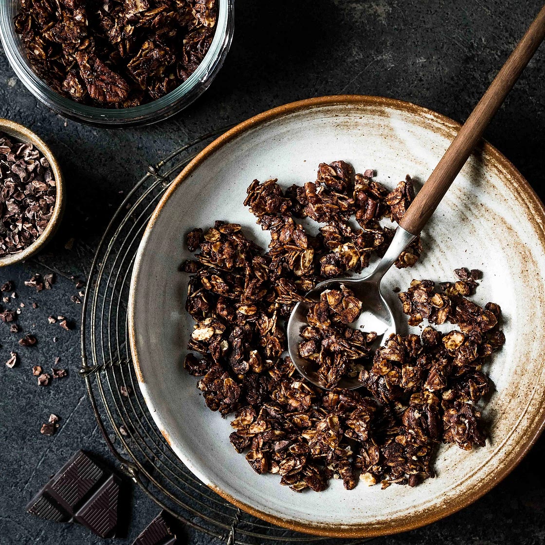 🍫🥜 Protein-Schoko-Granola (mit dunkler Schokolade)