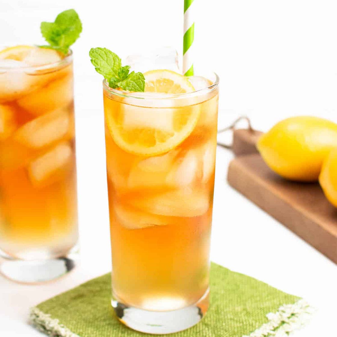 Arnold Palmer Drink (Iced Tea Lemonade)