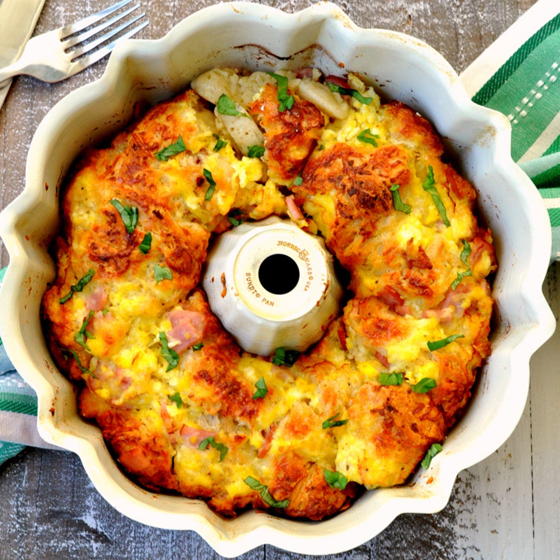 Savory Breakfast Monkey Bread