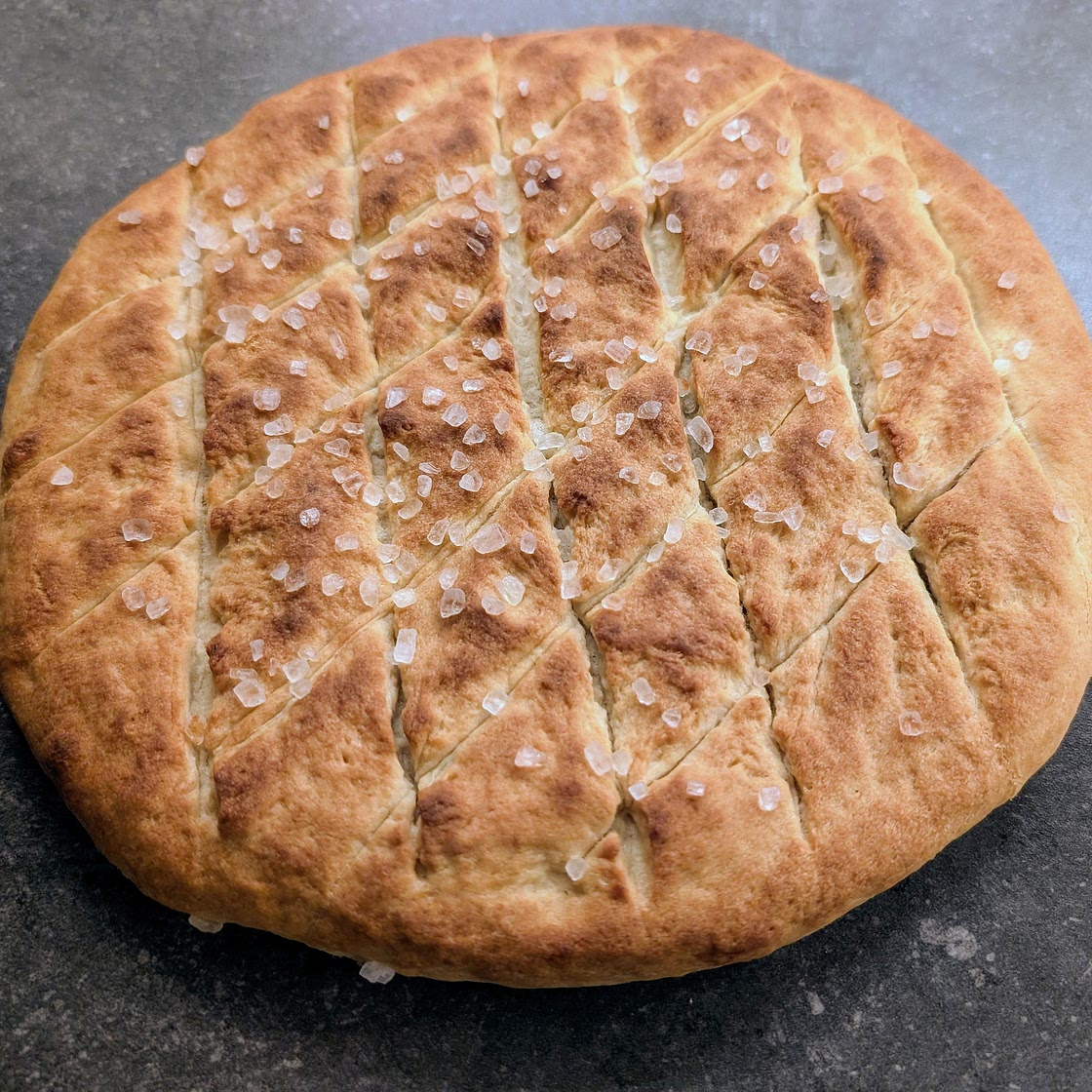 PIZZA SCIMA - white wine unleavened flatbread