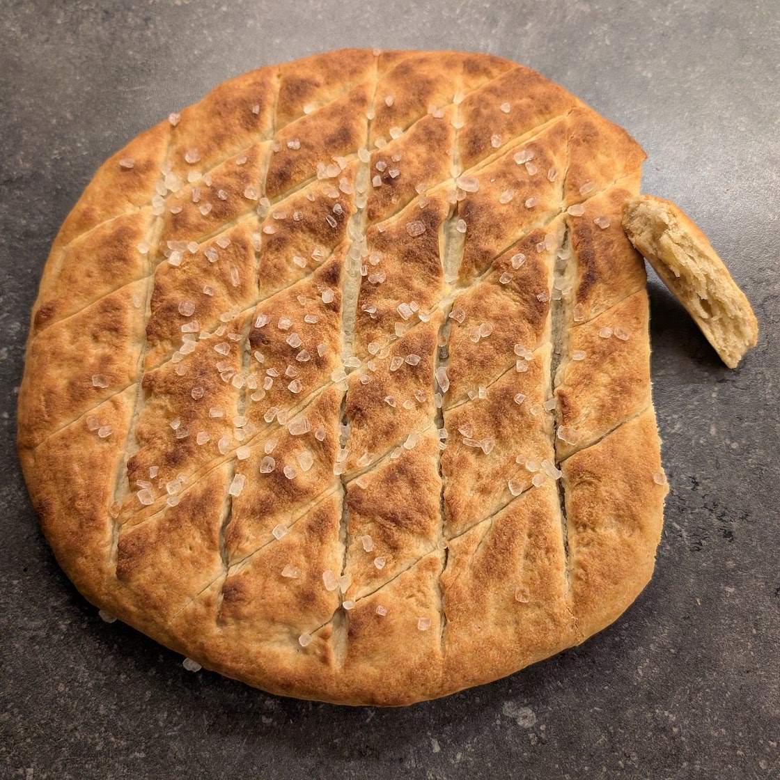 PIZZA SCIMA - white wine unleavened flatbread