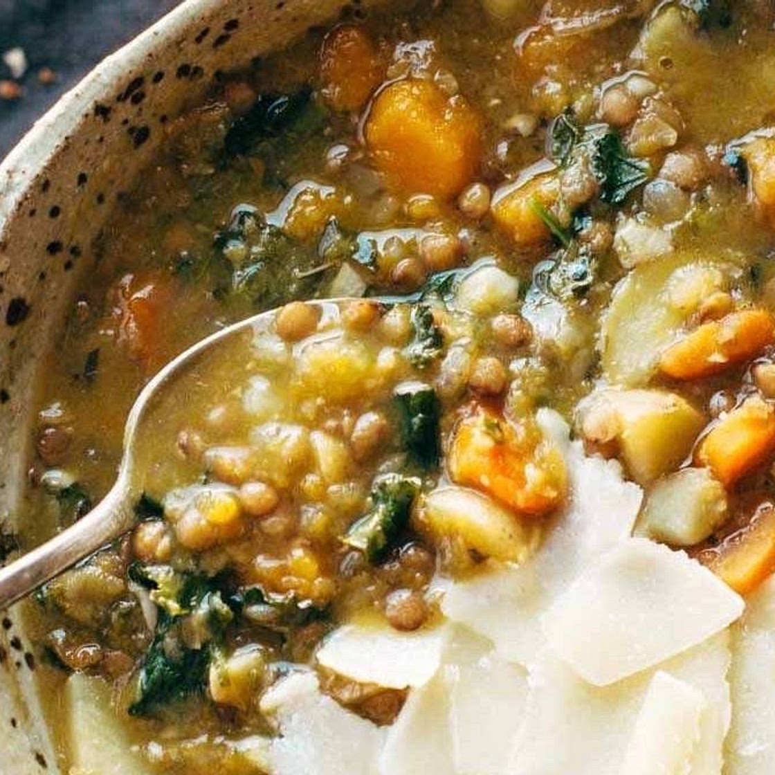 The Best Detox Crockpot Lentil Soup