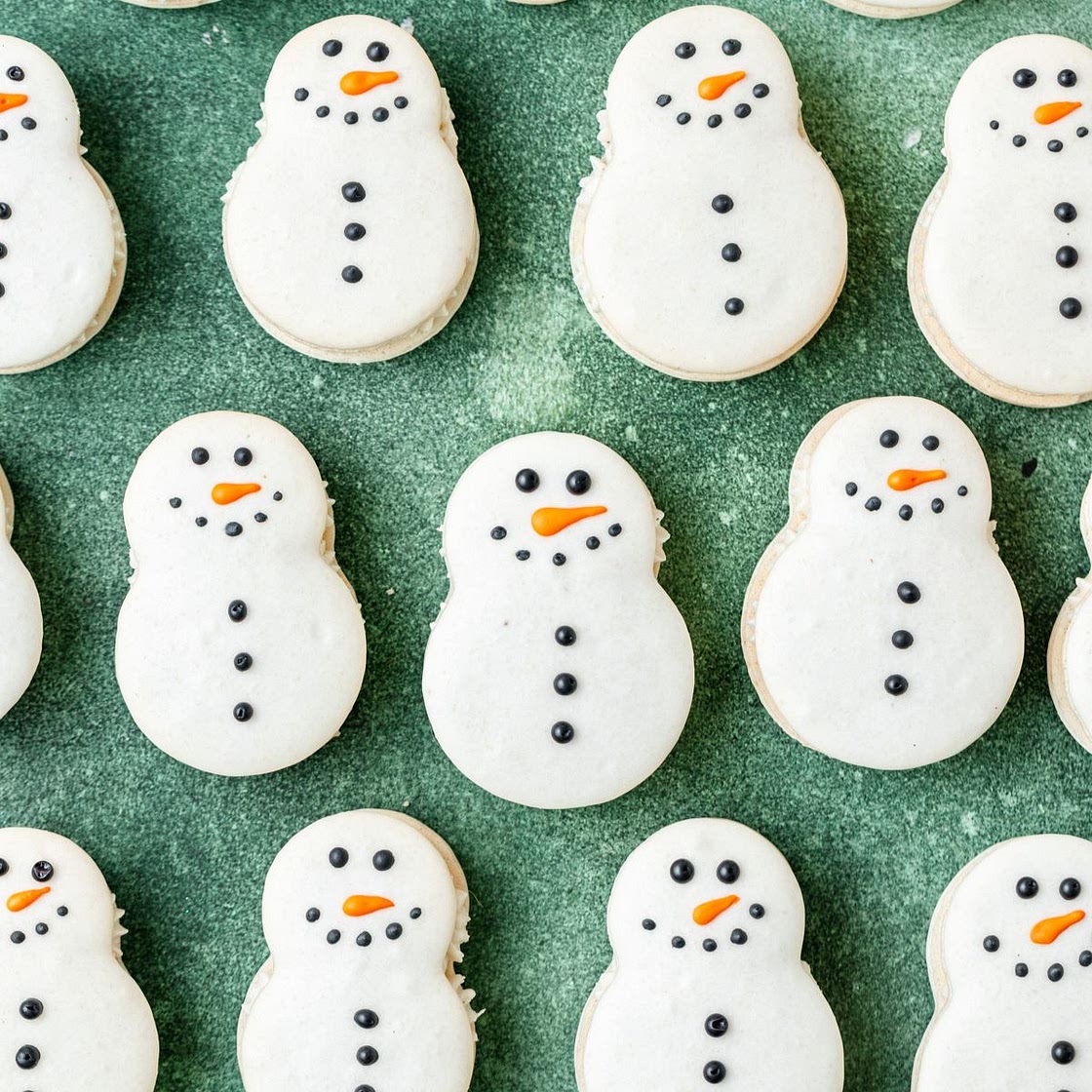 Snowman Macarons with Eggnog Buttercream