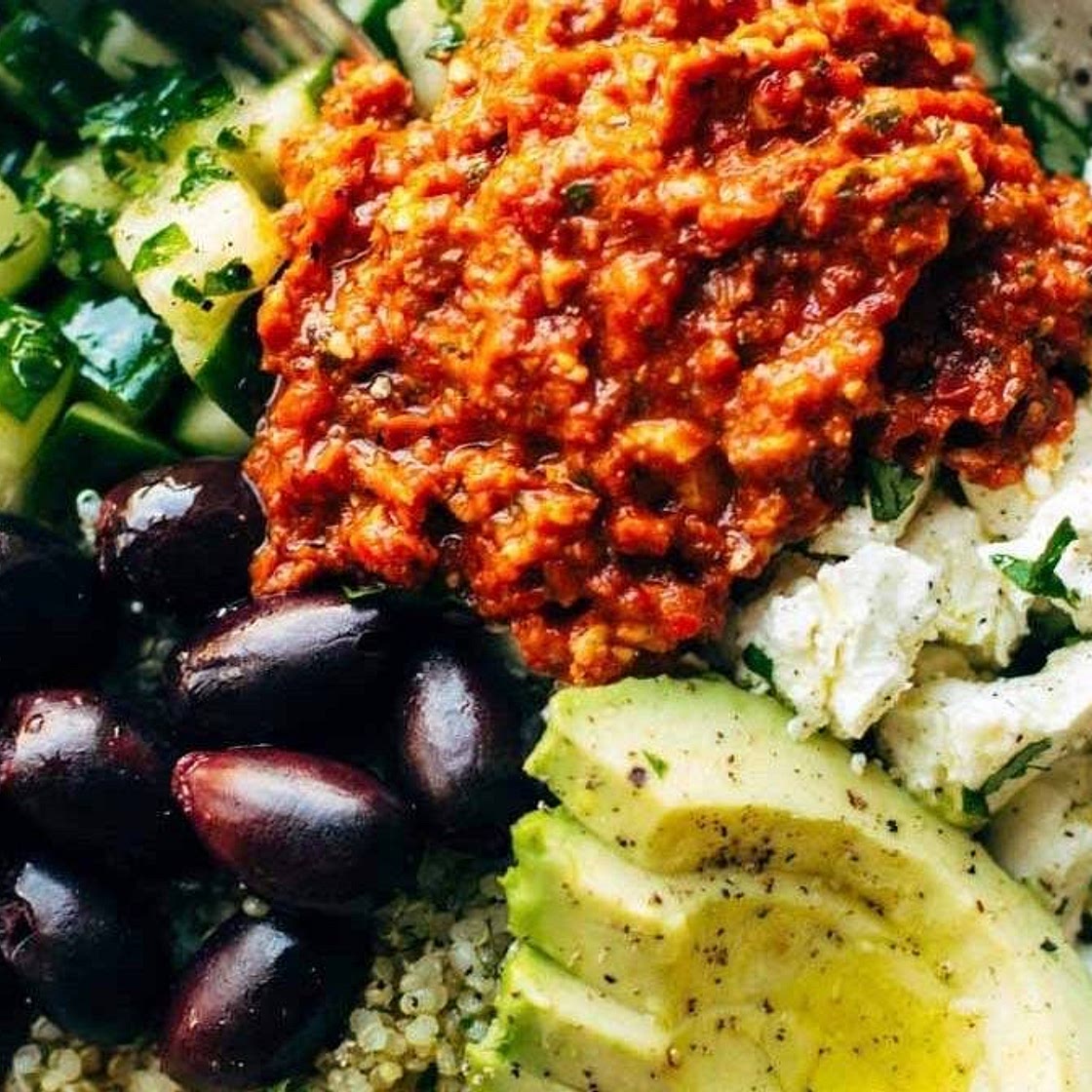 Mediterranean Quinoa Bowls with Roasted Red Pepper Sauce