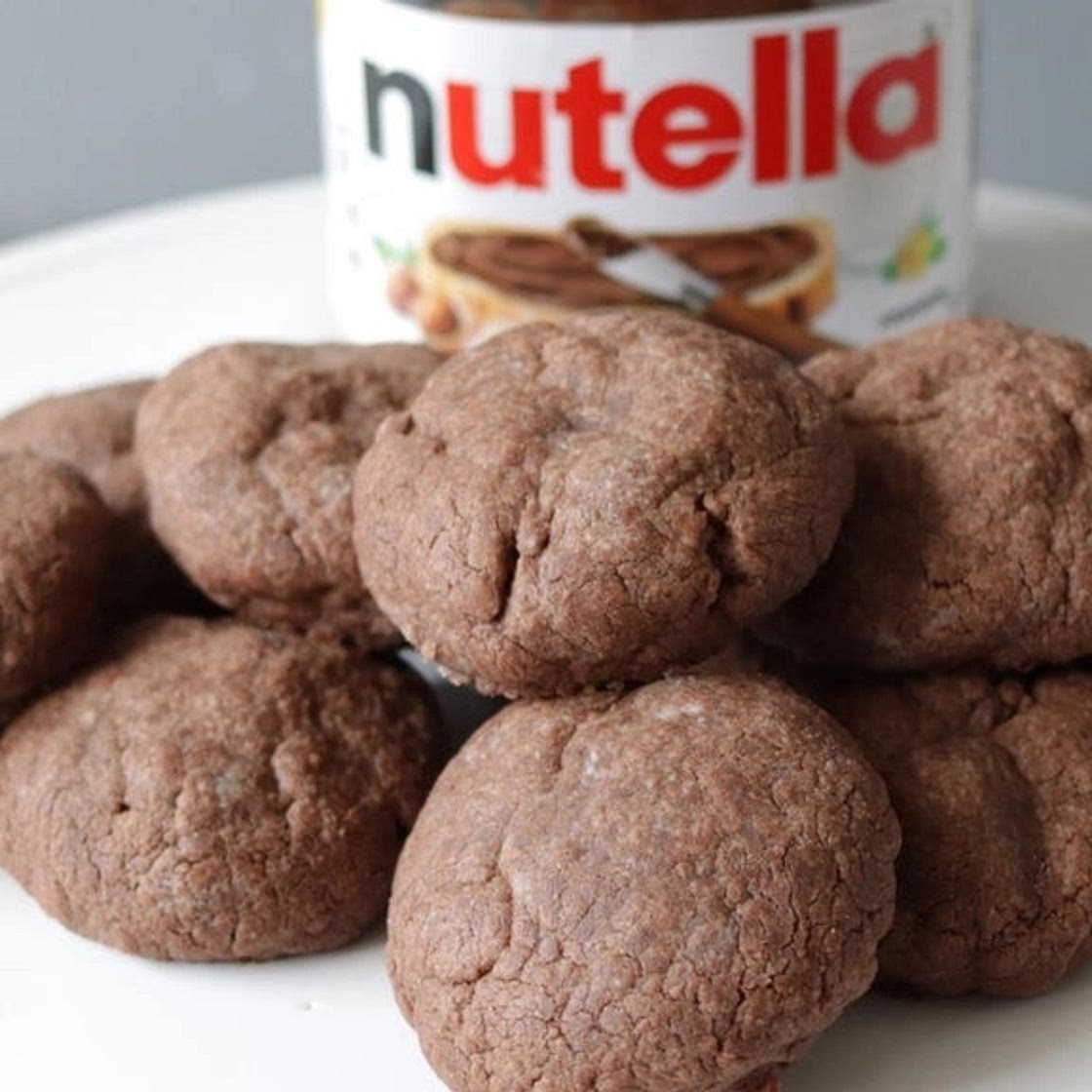 3-Ingredient Nutella Cookies