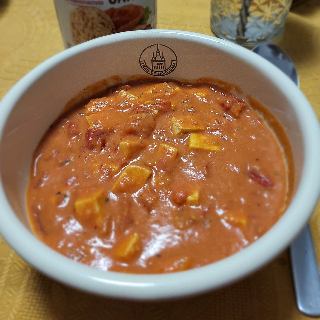 Tofu in Creamy Black Pepper Tomato Sauce ( Dum Tofu Paneer Kali Mirch)