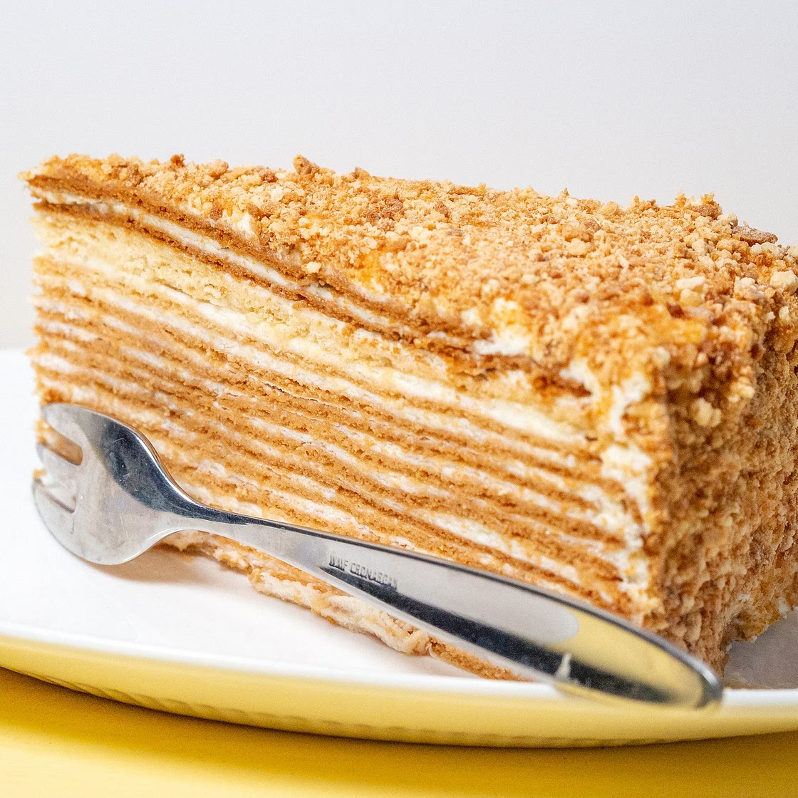 Torte „Smetanik“ – nach Mamas Rezept