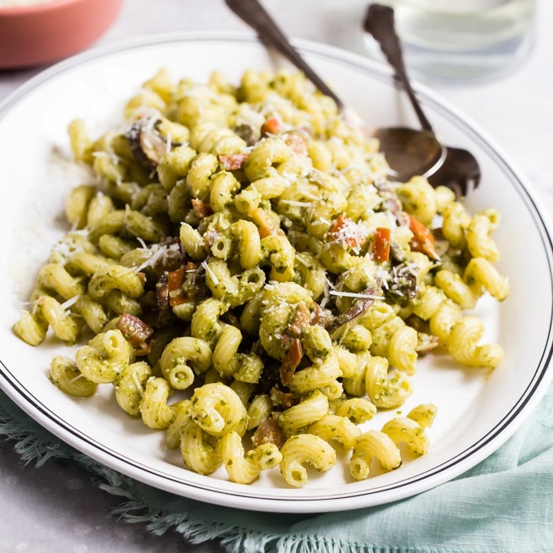Pesto Cavatappi (Noodles & Company Copycat)
