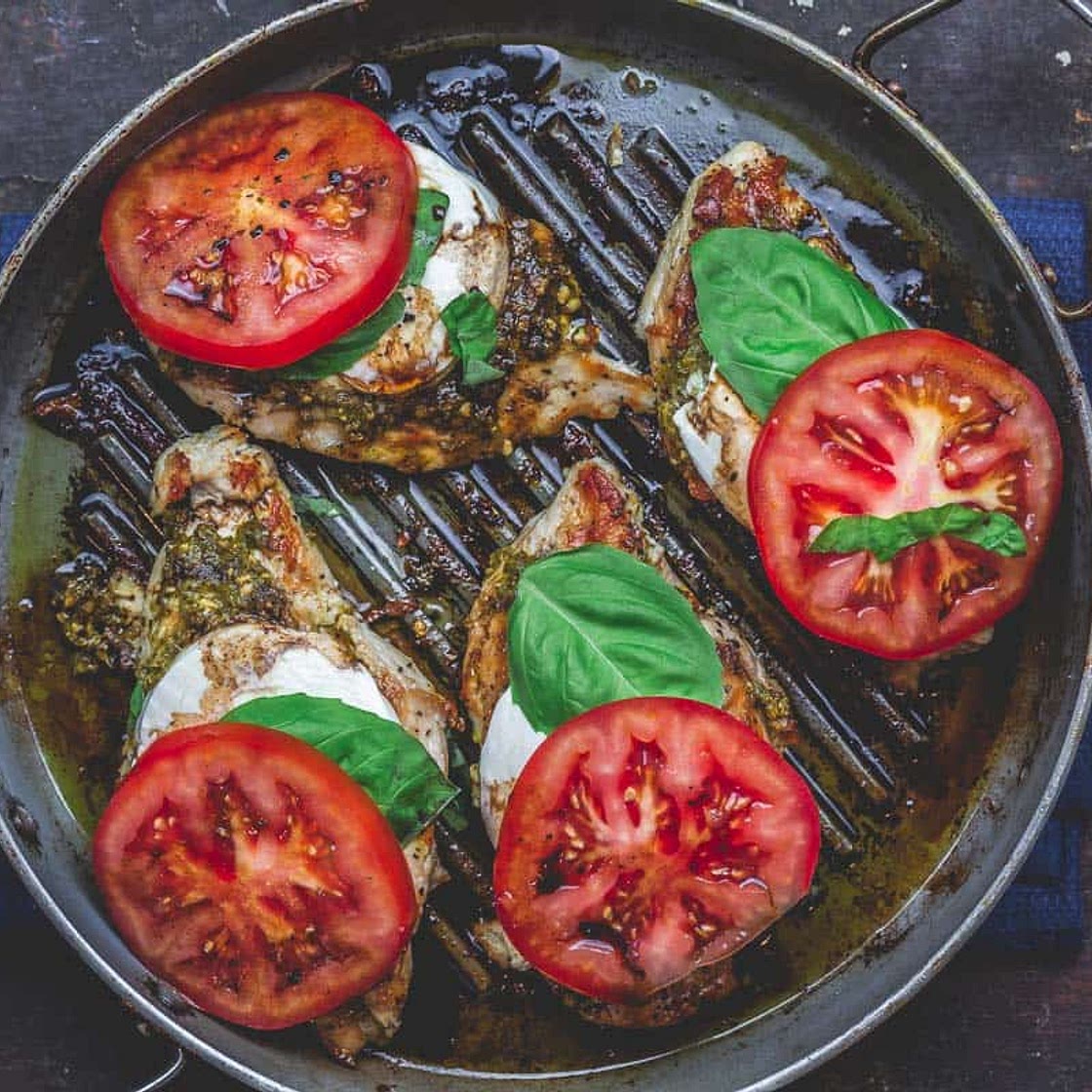 Easy Caprese Chicken