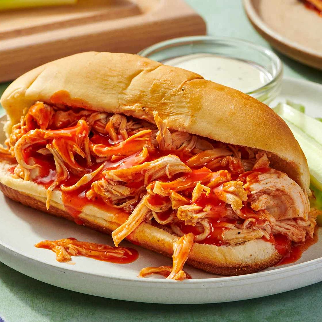 Slow Cooker Buffalo Chicken Sandwiches