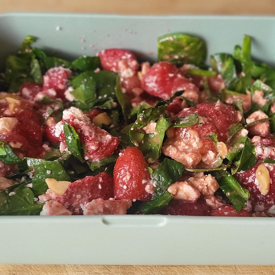 Spinach Strawberry Salad