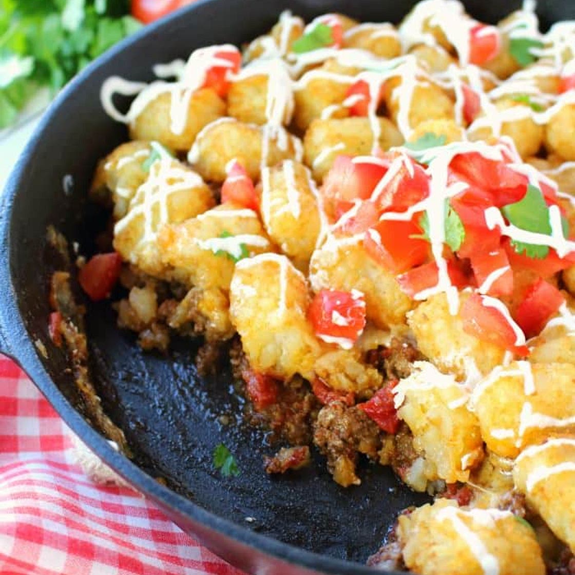 Easy Cheesy Taco Tater Tot Casserole with Ground Beef