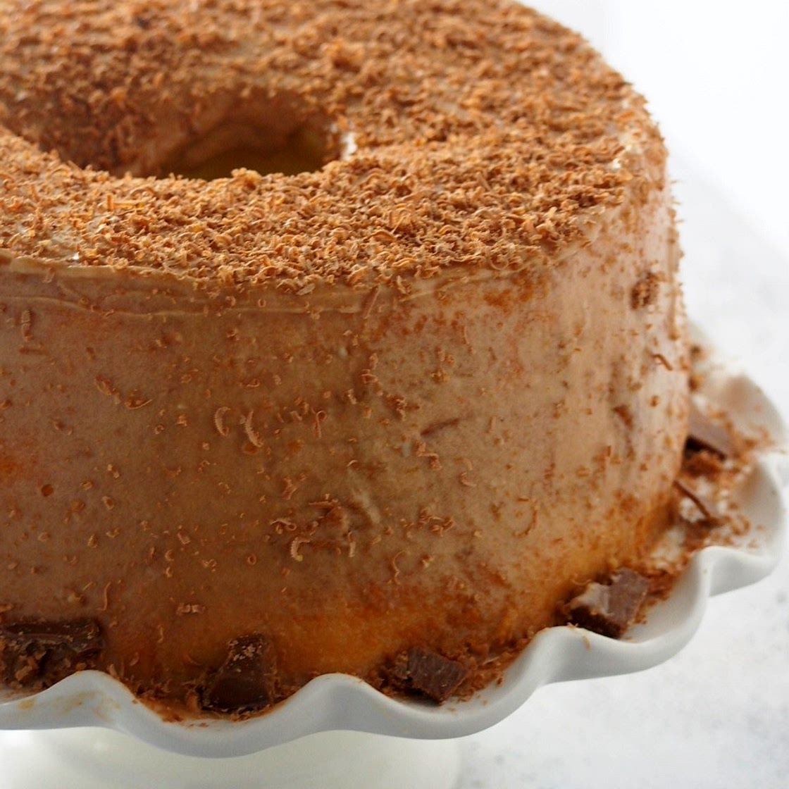 Chiffon Cake with Mocha Icing
