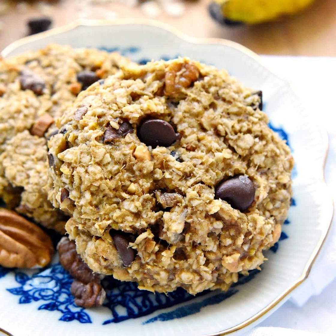 Banana Breakfast Cookies (AMAZING Overripe Banana Recipe)