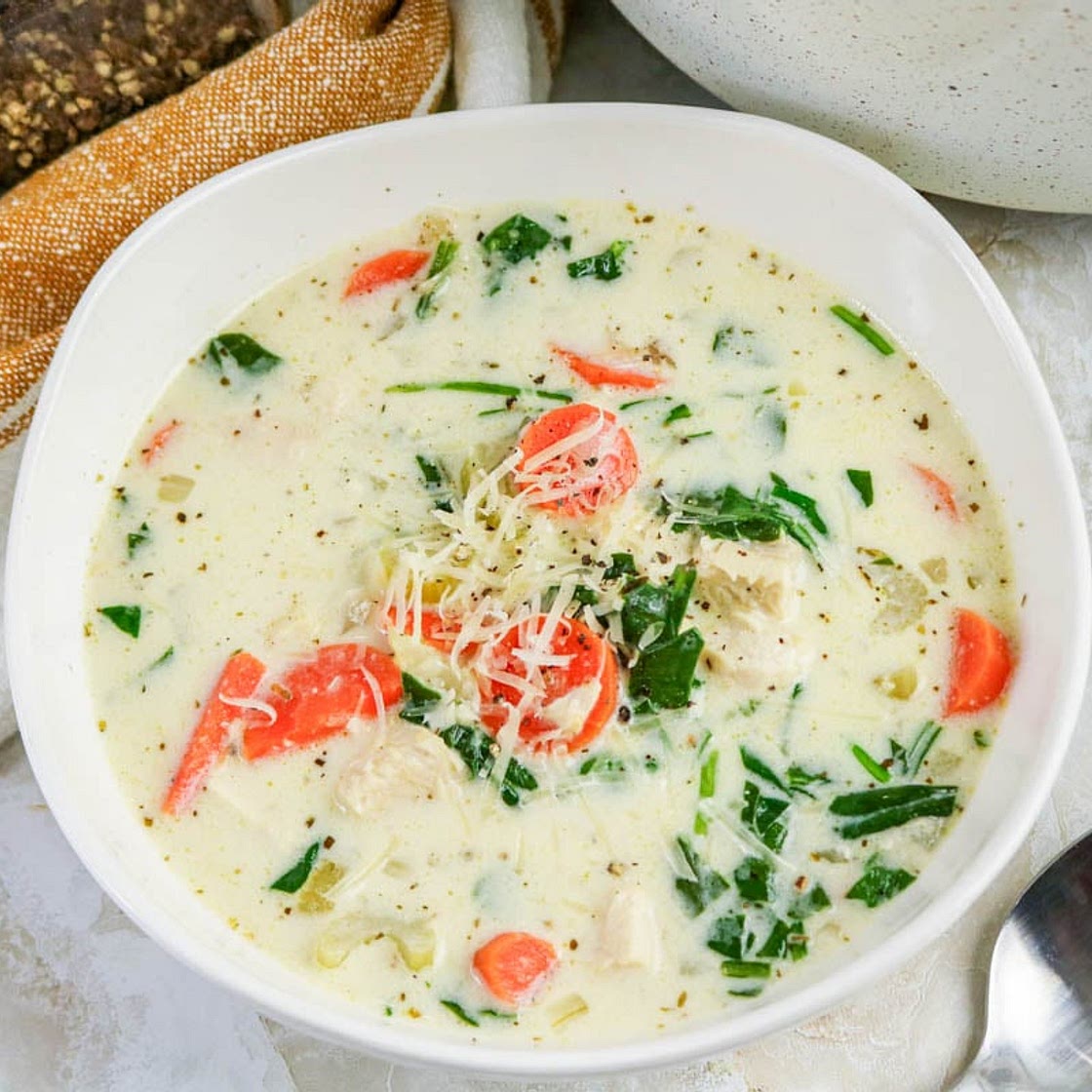 Homemade Creamy Chicken Florentine Soup Recipe