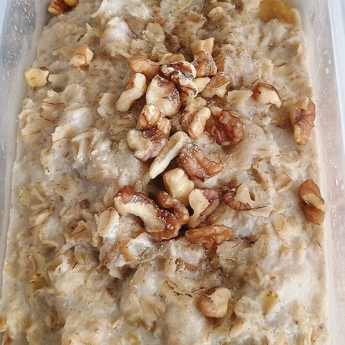 Pear Cardamom Oatmeal