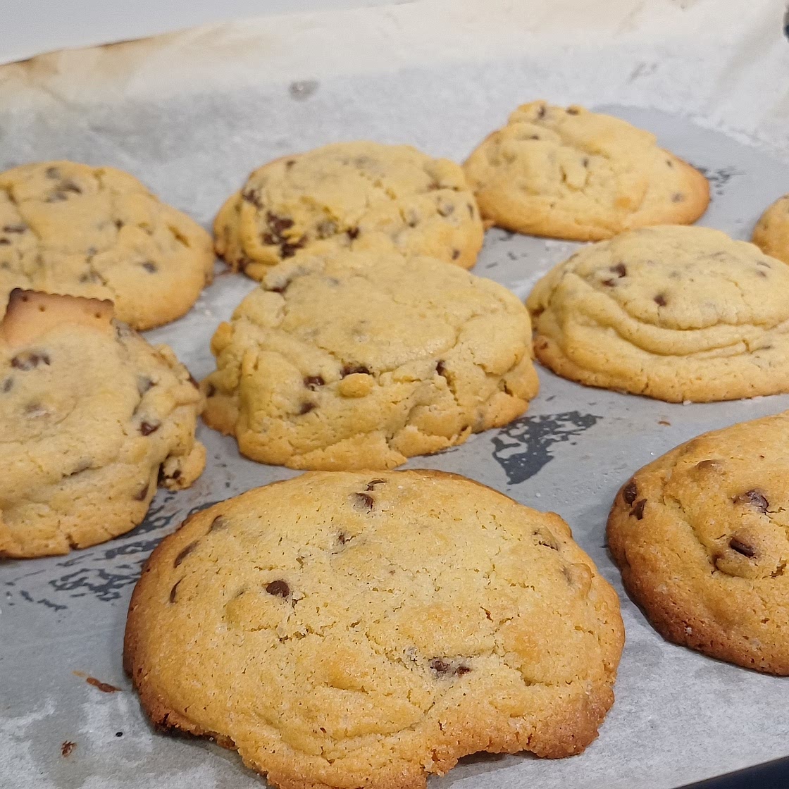 Levain Bakery Chocolate Chip Crush Cookies