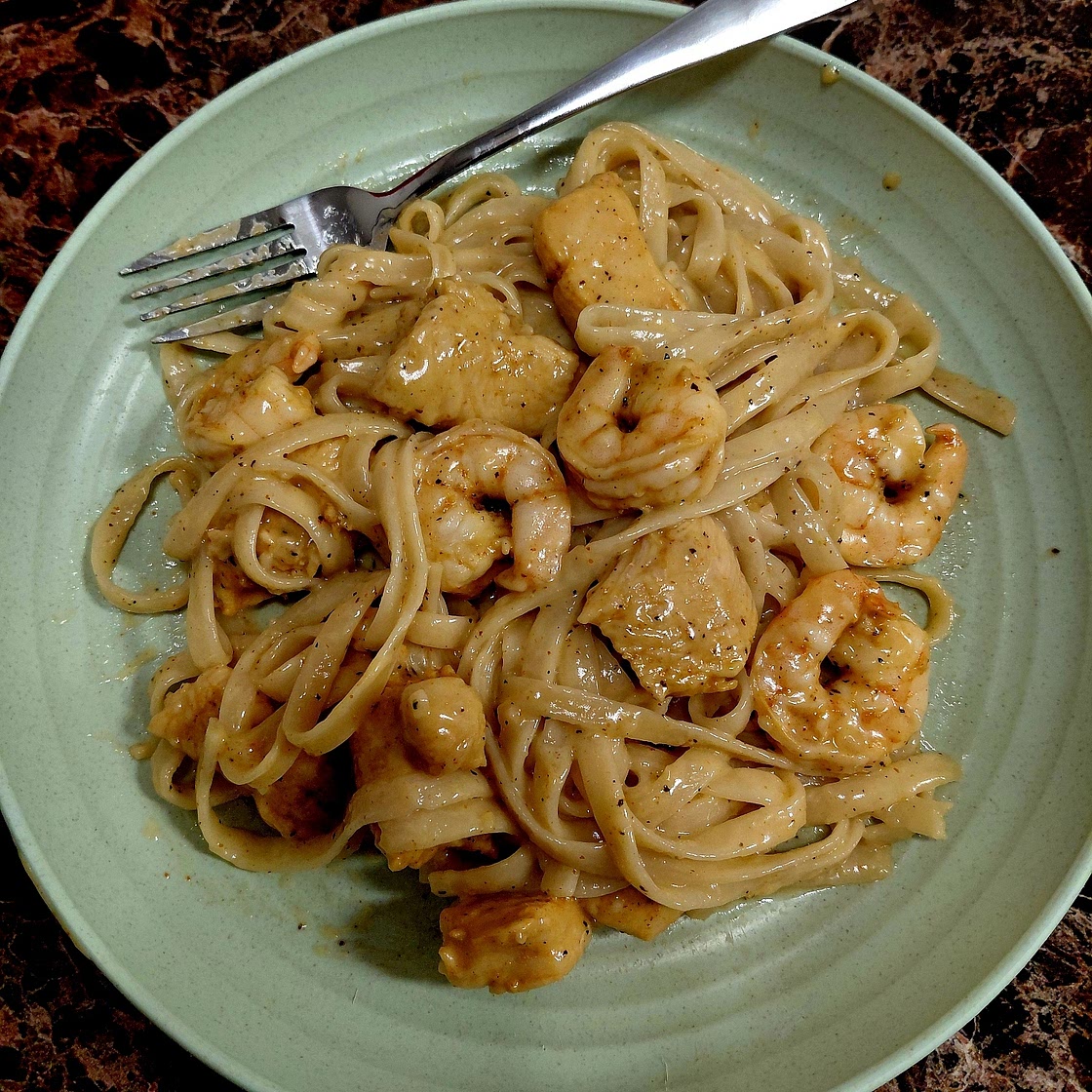 Spicy Cajun Honey Butter Chicken & Pasta