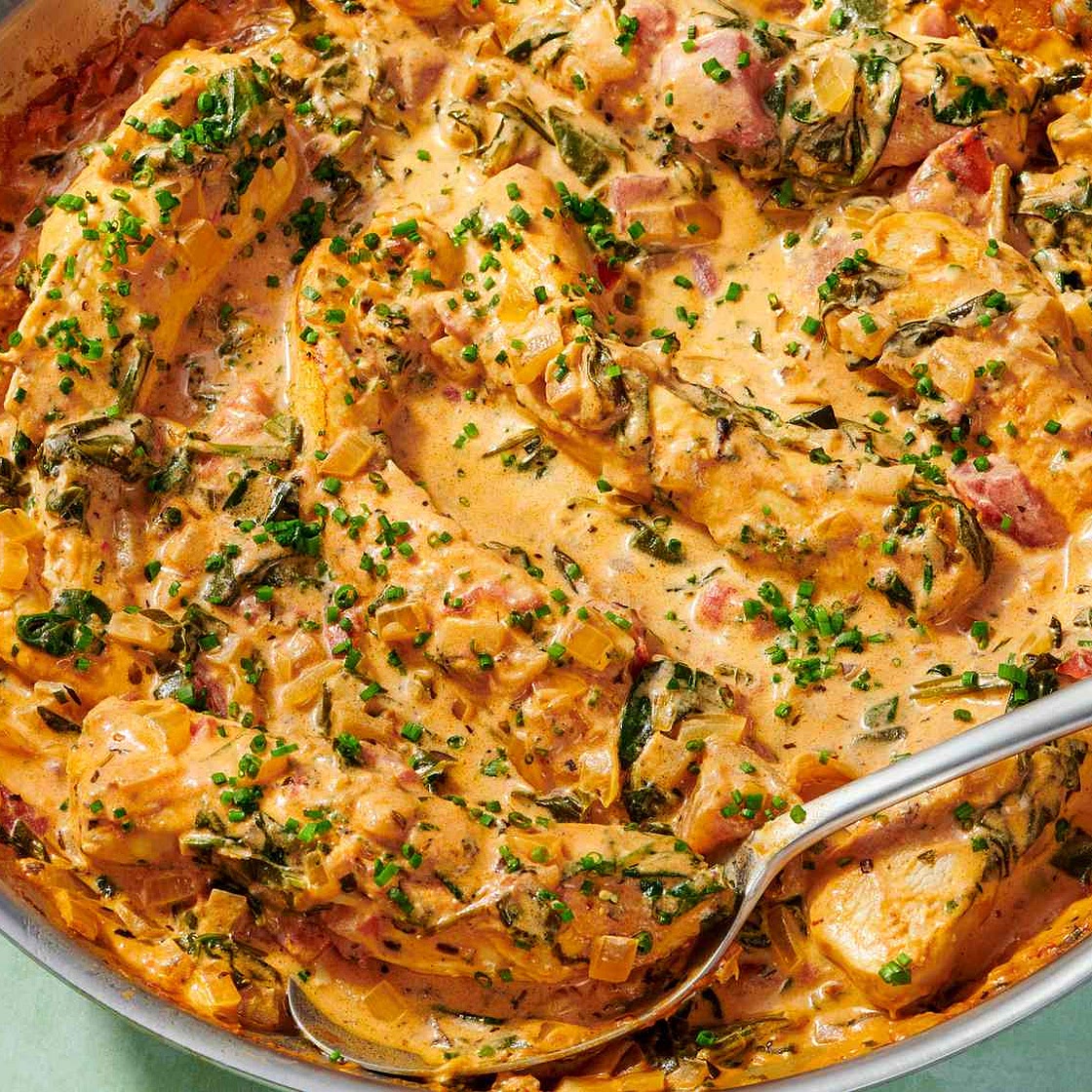One-Pan Creamy Chicken and Spinach