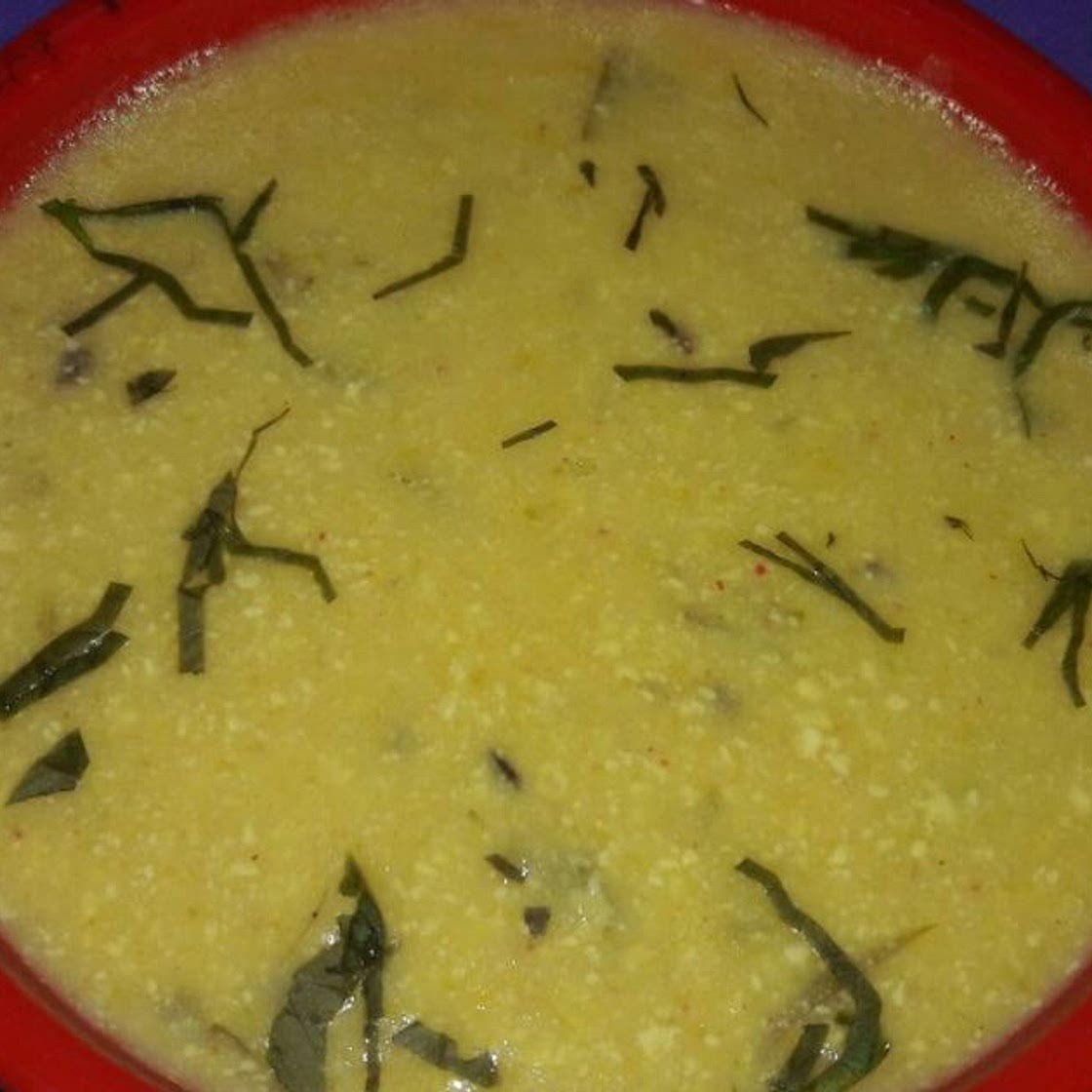 गुजराती बेसन कढ़ी (gujarati besan kadhi recipe in Hindi)