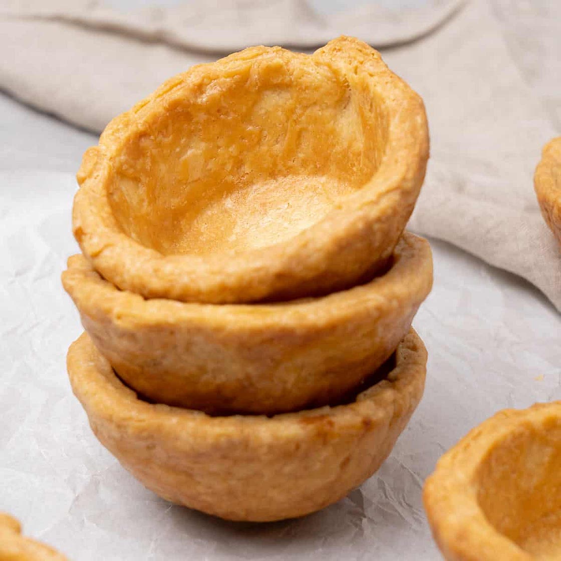 Mini Pie Crust (VIDEO)