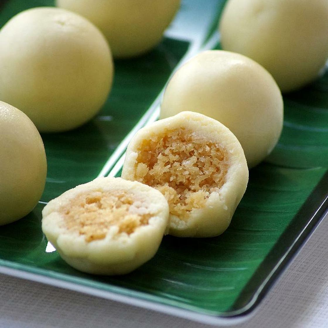 Kobbari Kova Kajjikayalu - A Traditional Andhra Sweet Recipe