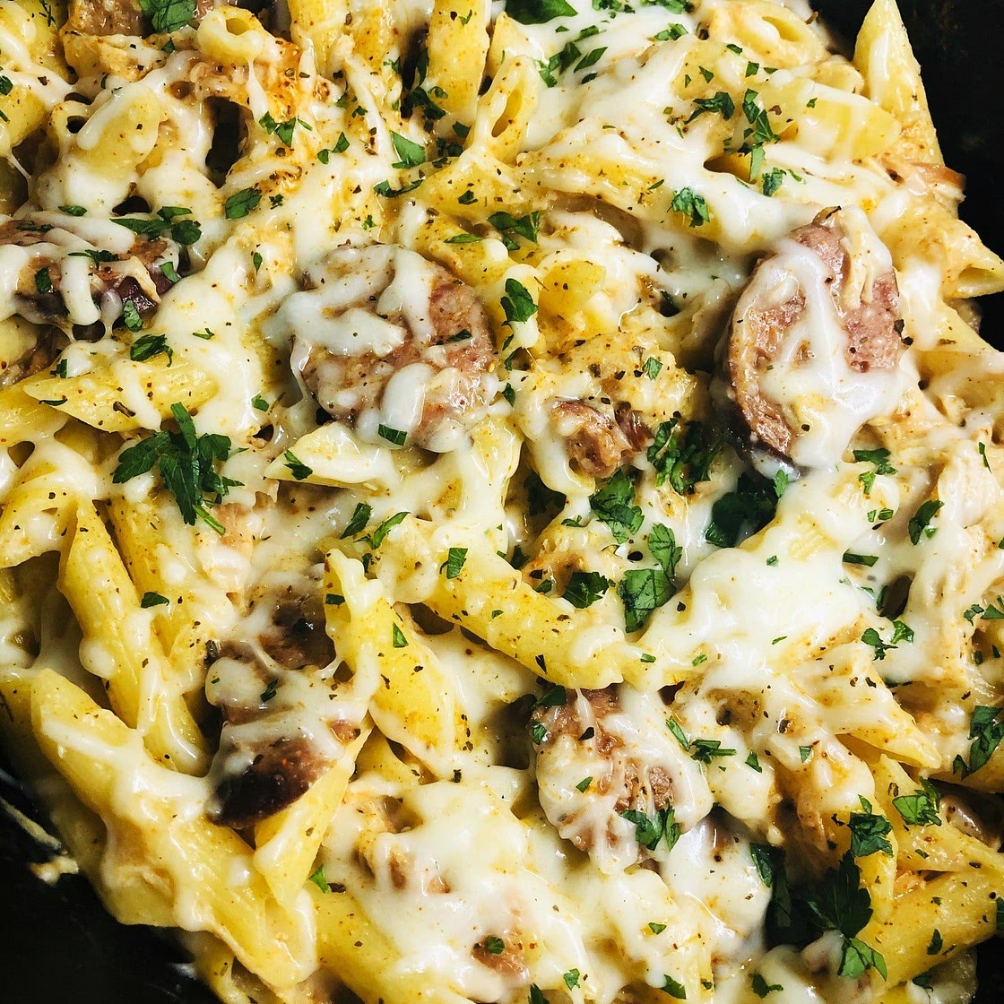 Slow Cooker Cheesy Cajun Pasta
