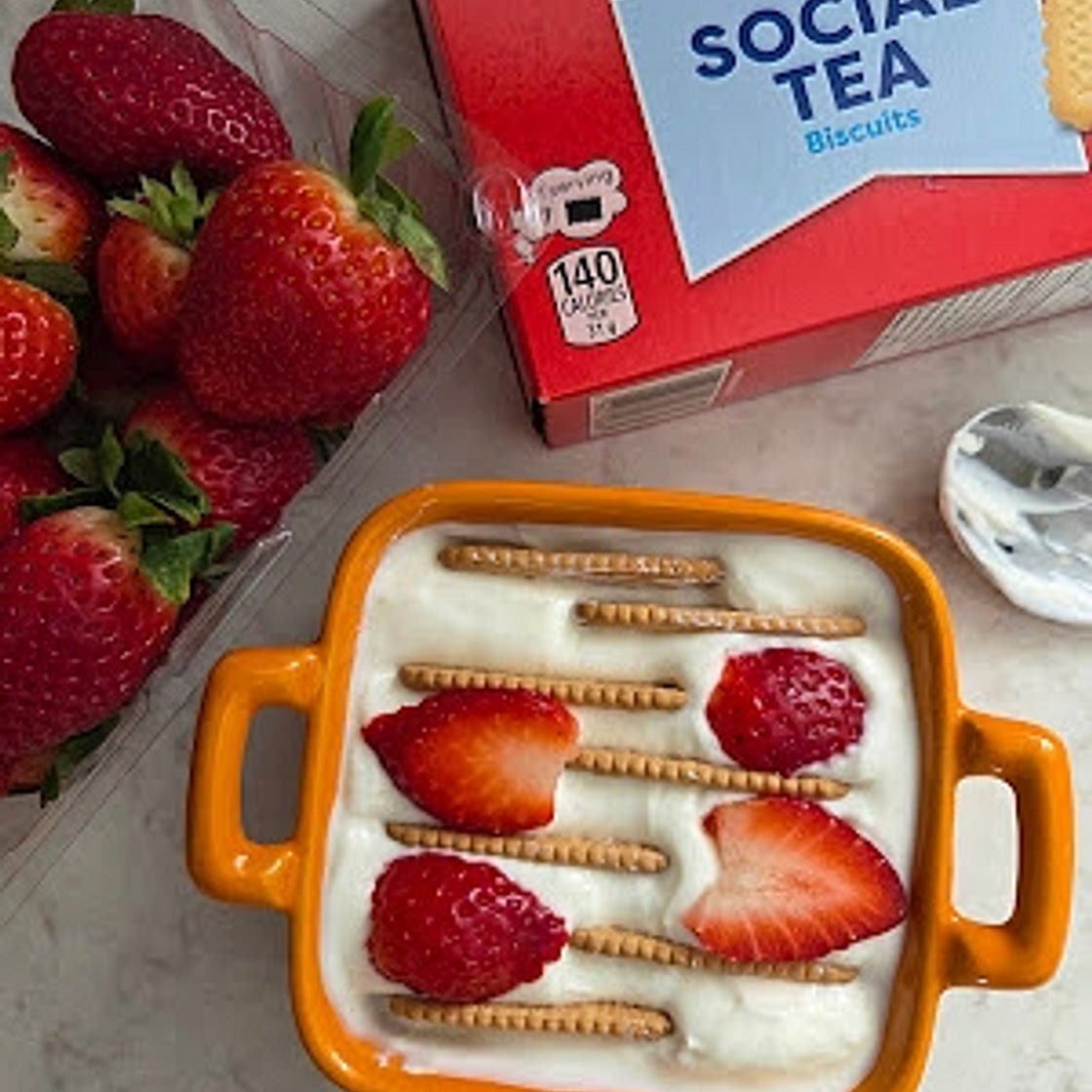 Viral Greek Yogurt and Cookie Dessert