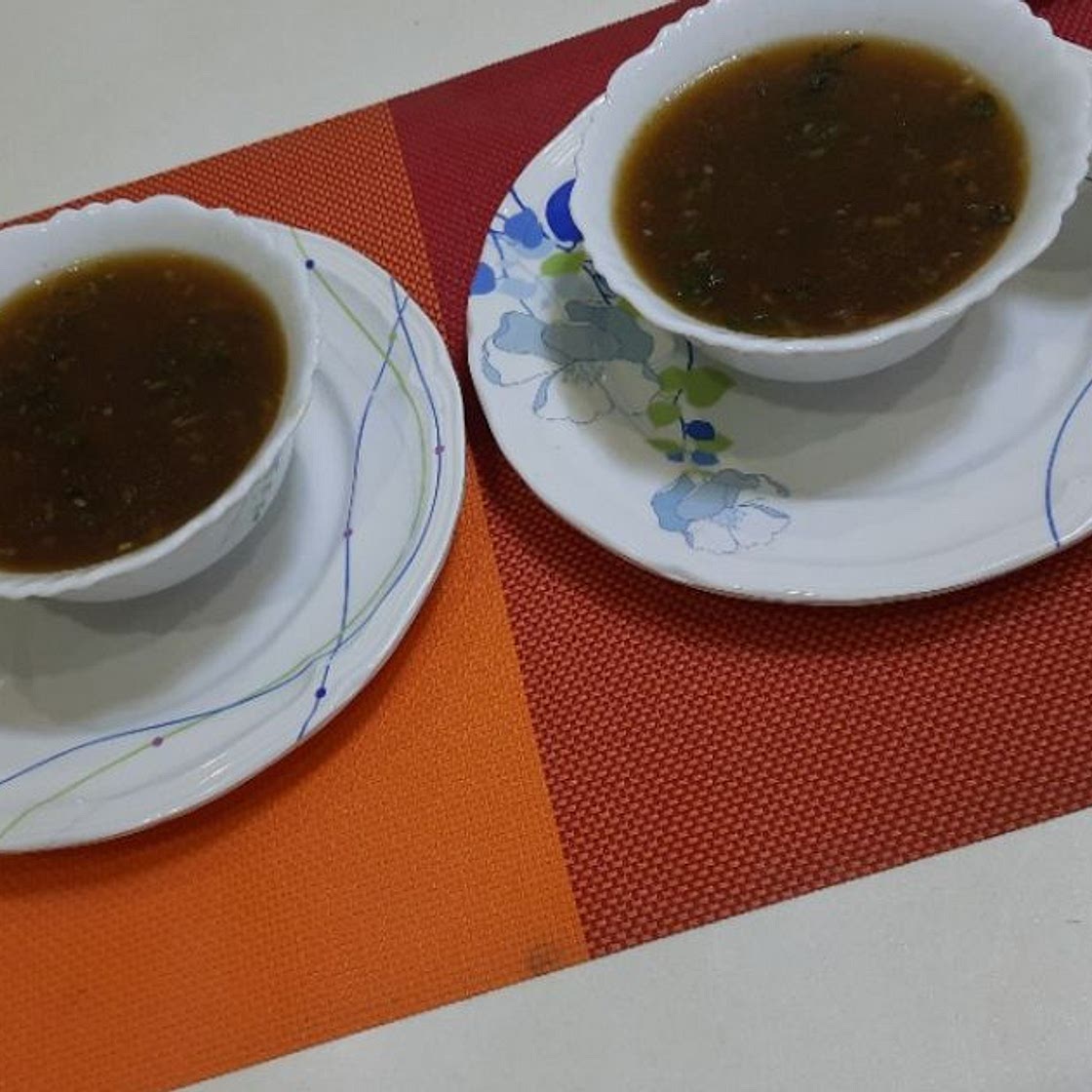 लहसुनअदरक सूप (Garlic Ginger Soup Recipe In Hindi)