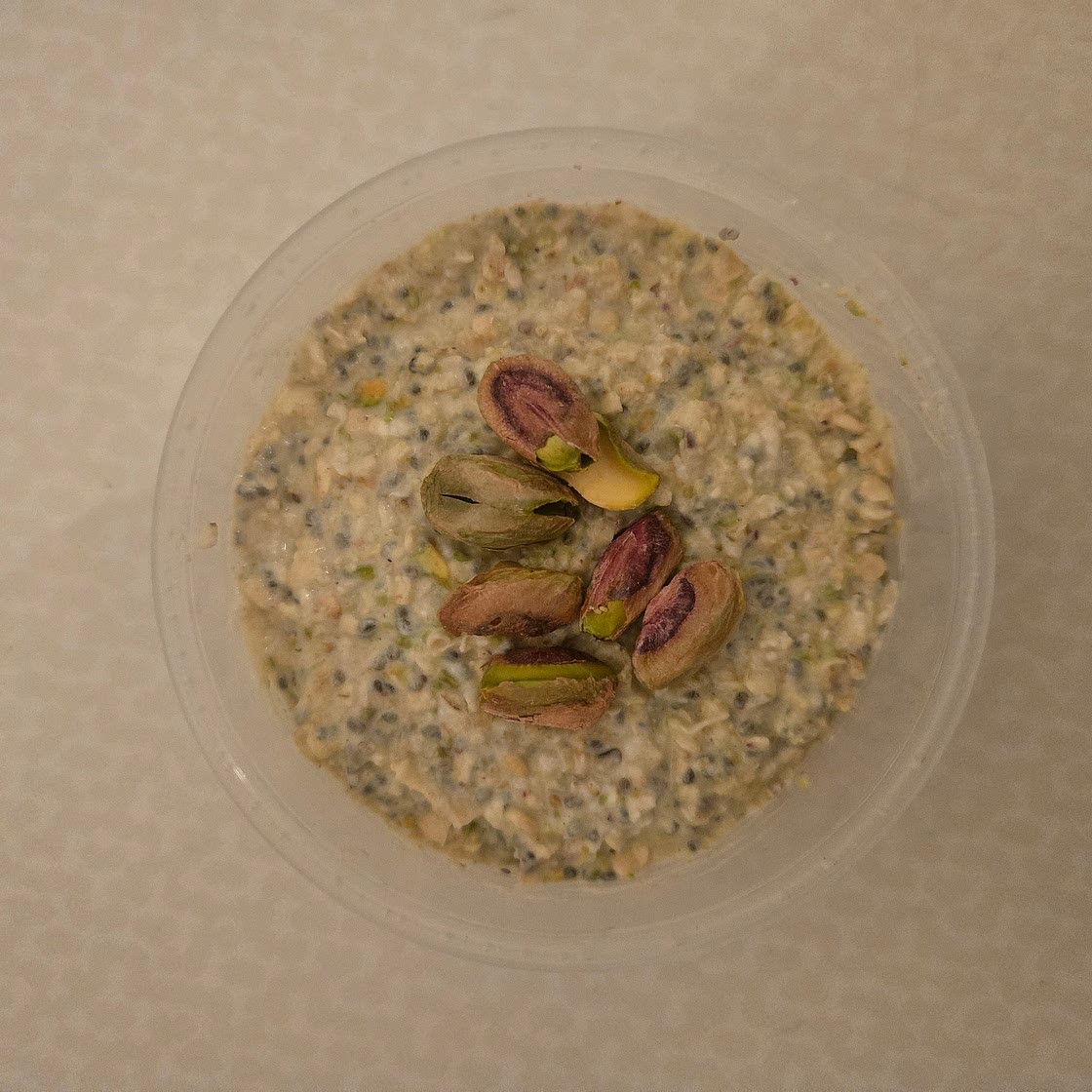 Pistachio Overnight Oats
