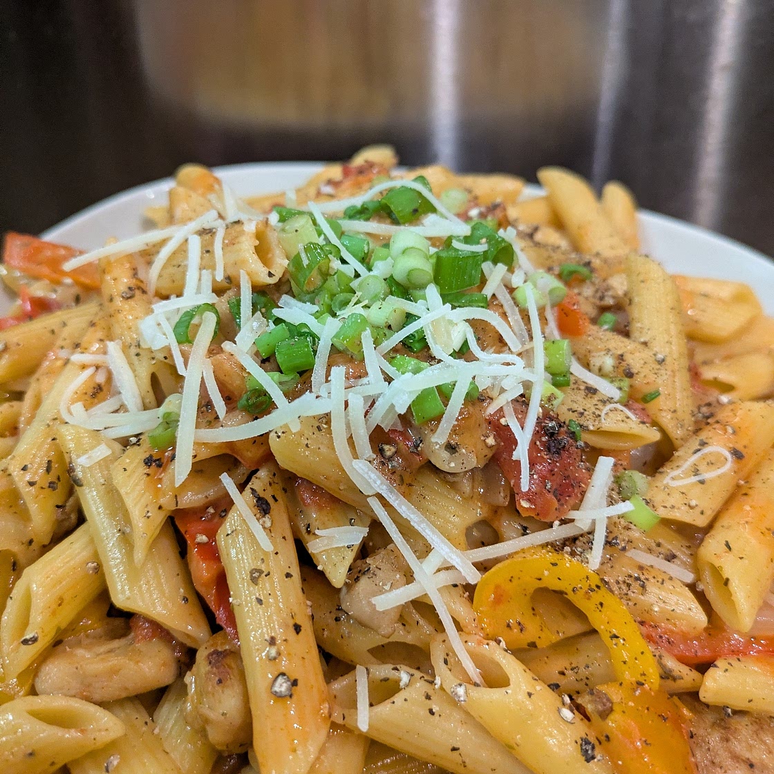 One Pot Creamy Cajun Chicken Pasta