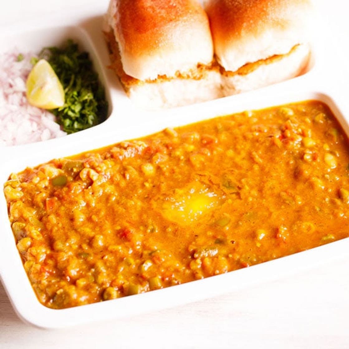 Pav Bhaji Recipe (Mumbai Street Food)