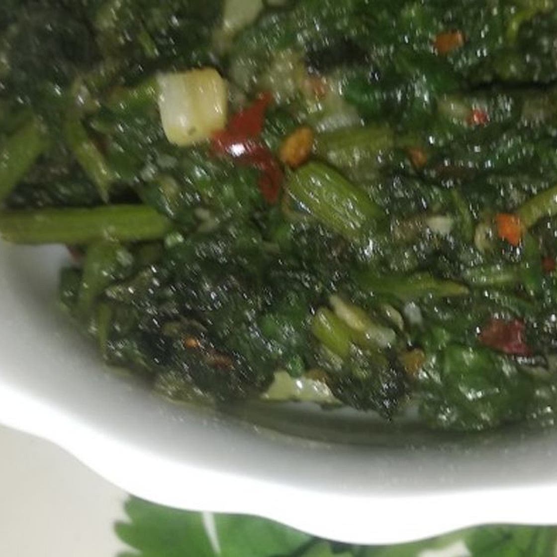पालक की भुजिया (palak ki bhujia recipe in Hindi)