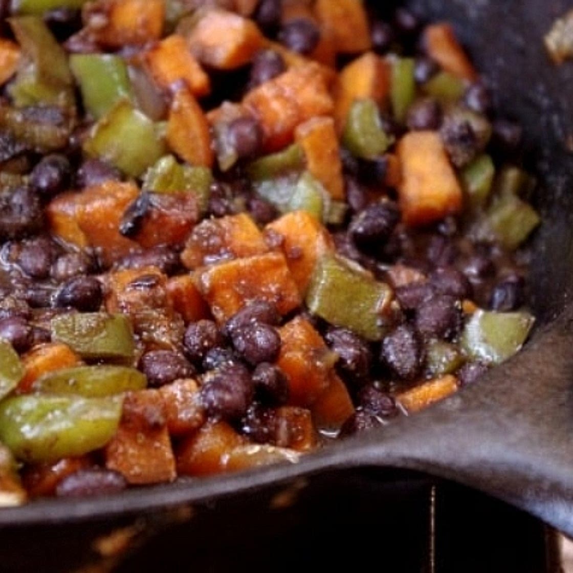 Smoky Southwestern Sweet Potato & Black Bean Hash