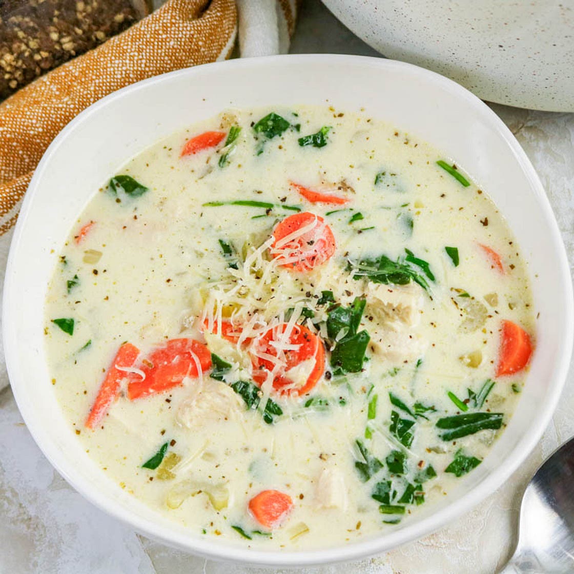 Homemade Creamy Chicken Florentine Soup Recipe