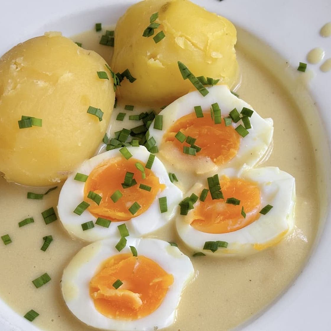 Eggs in Mustard Sauce | Senfeier