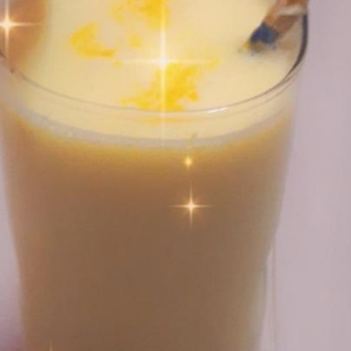 गोल्डन मिल्क शेक (golden milk shake recipe in Hindi)