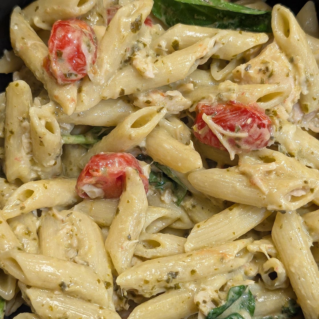 One Pot Creamy Pesto Chicken Pasta