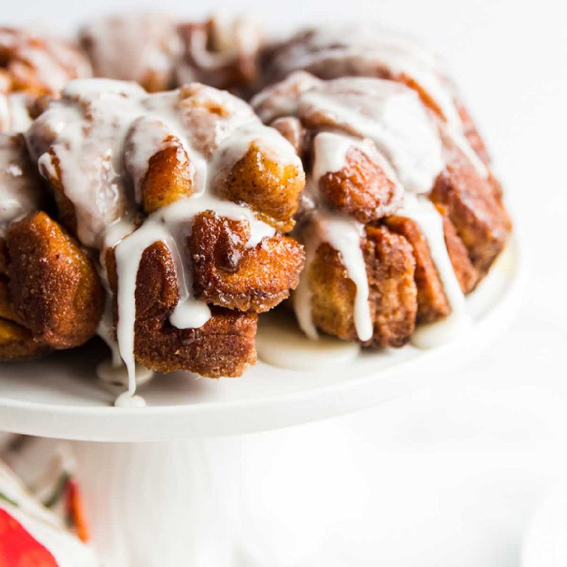 Cinnamon Roll Monkey Bread