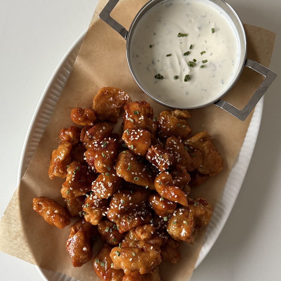 KOREAN FRIED CHICKEN WITH DIPPING SAUCE