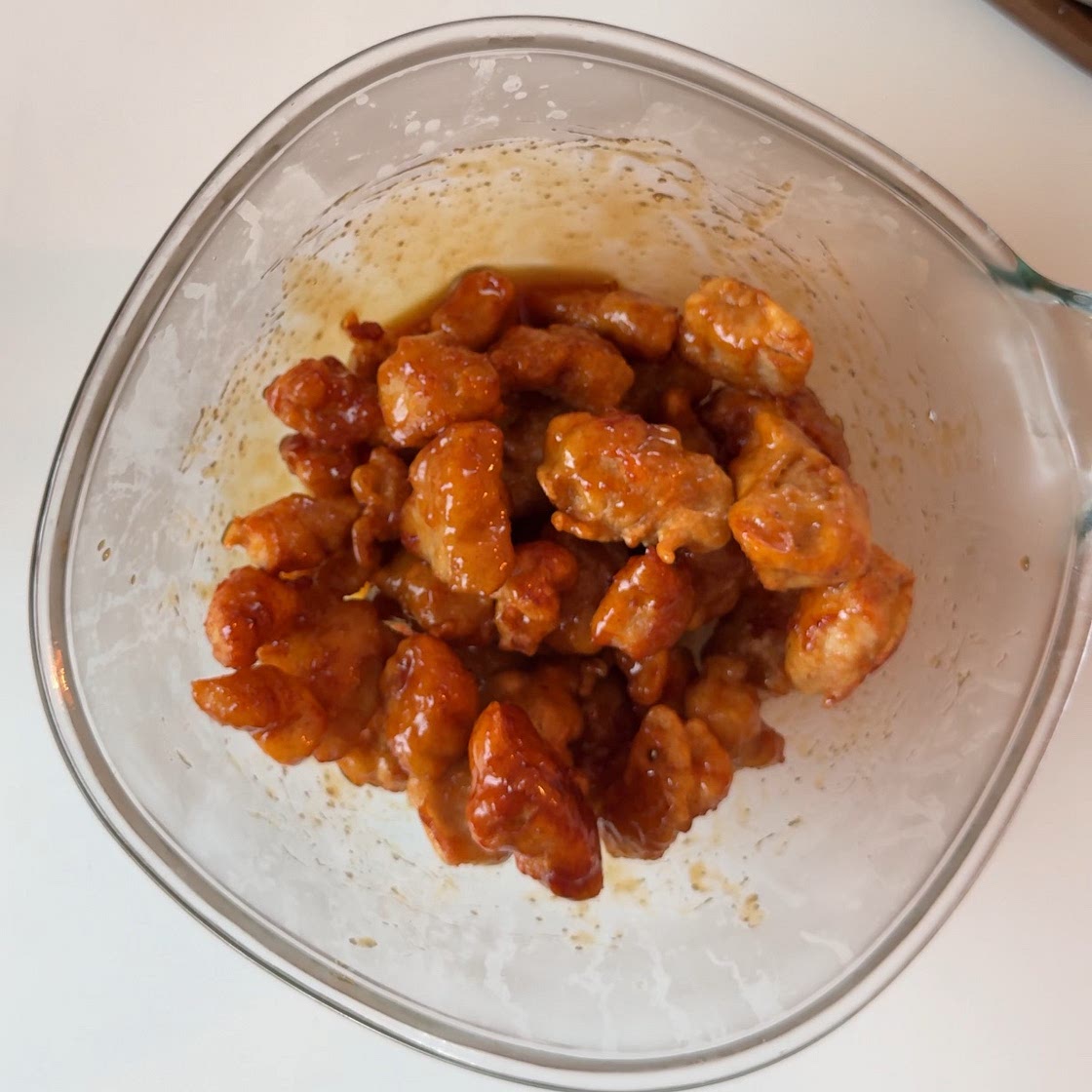KOREAN FRIED CHICKEN WITH DIPPING SAUCE