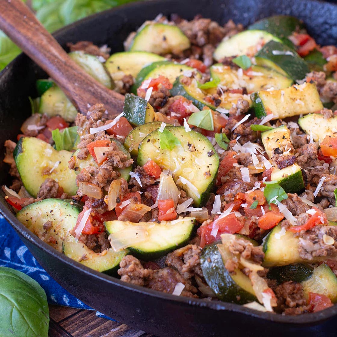 Easy Ground Beef and Zucchini Skillet Recipe