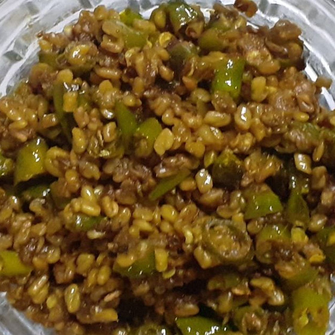 मेथी मिर्च का अचार (methi mirch ka achar recipe in Hindi)