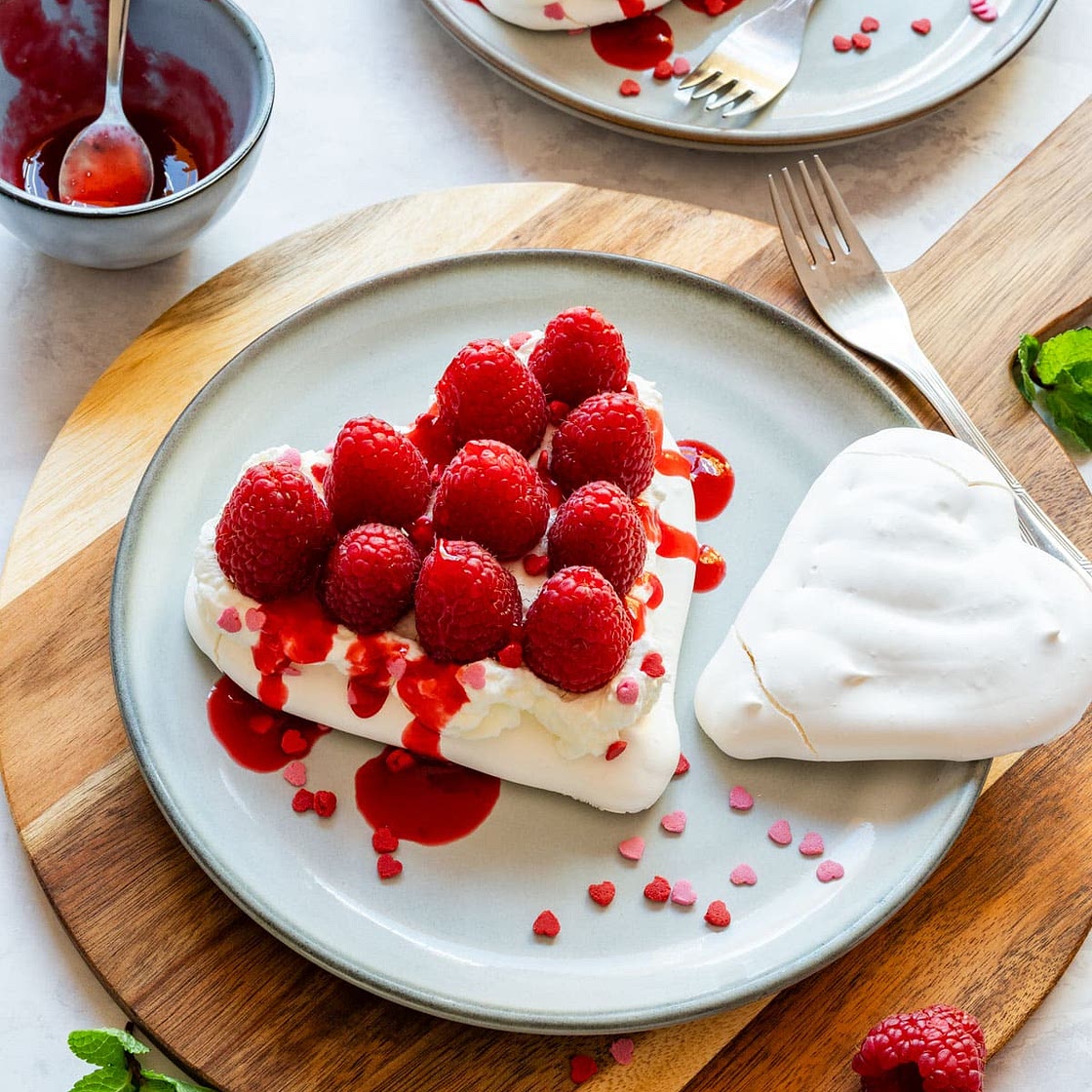 Heart-Shaped Mini Pavlovas Recipe