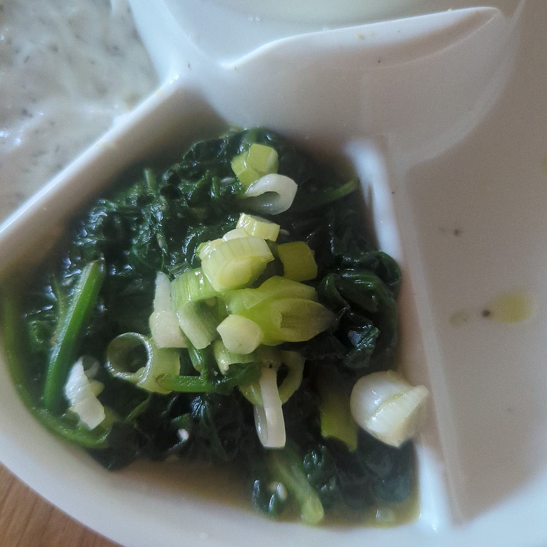 Simply Seasoned Korean Spinach Salad (Sigeumchi Namul)