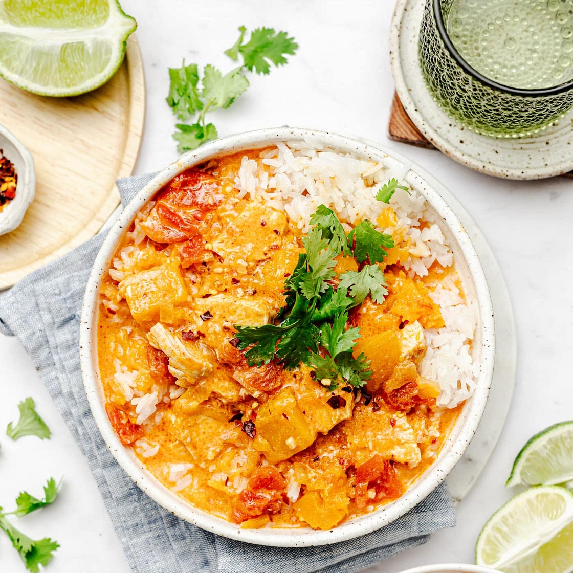 Instant Pot Thai Pumpkin Chicken Curry