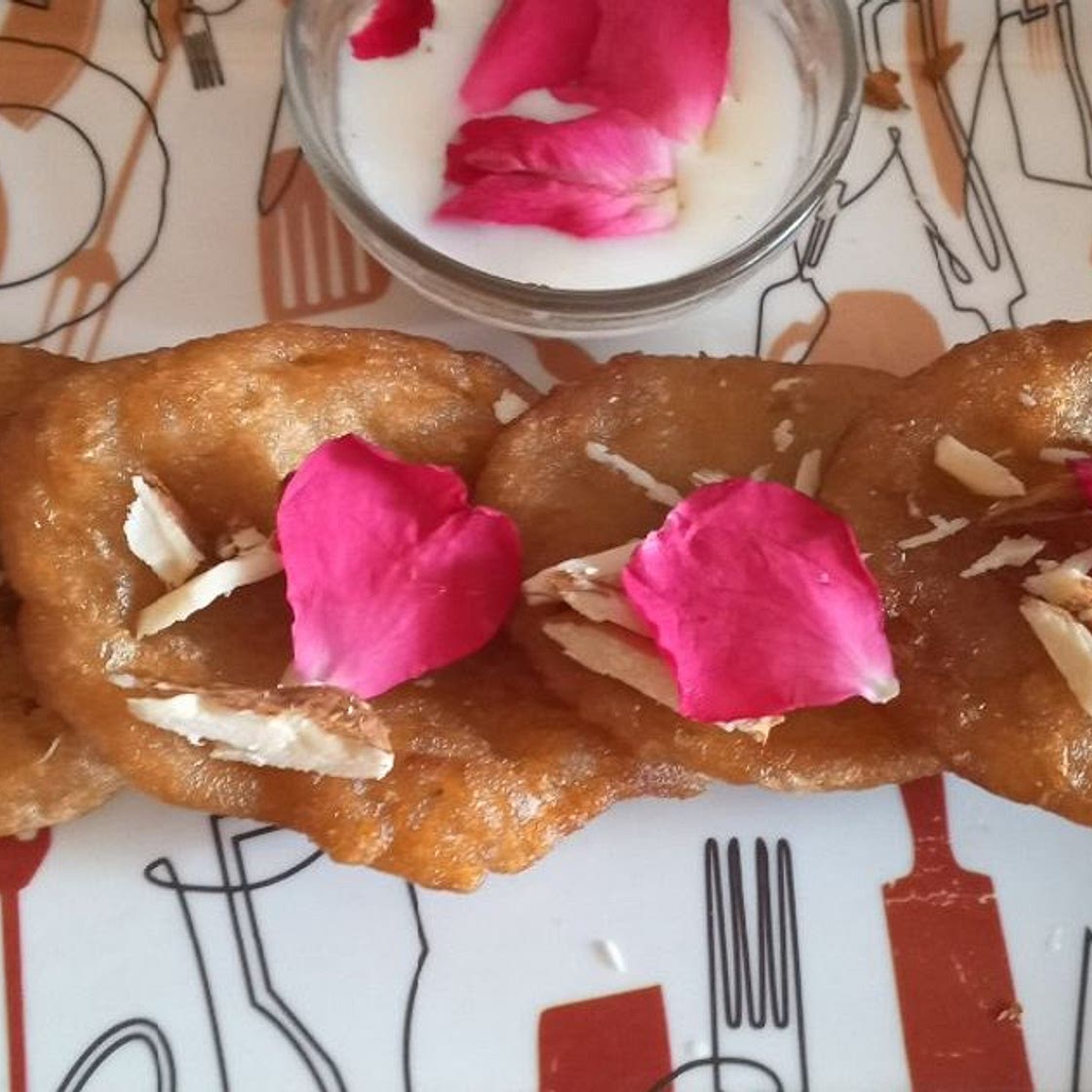 आटे का मालपुआ (Aate ka malpua recipe in hindi)