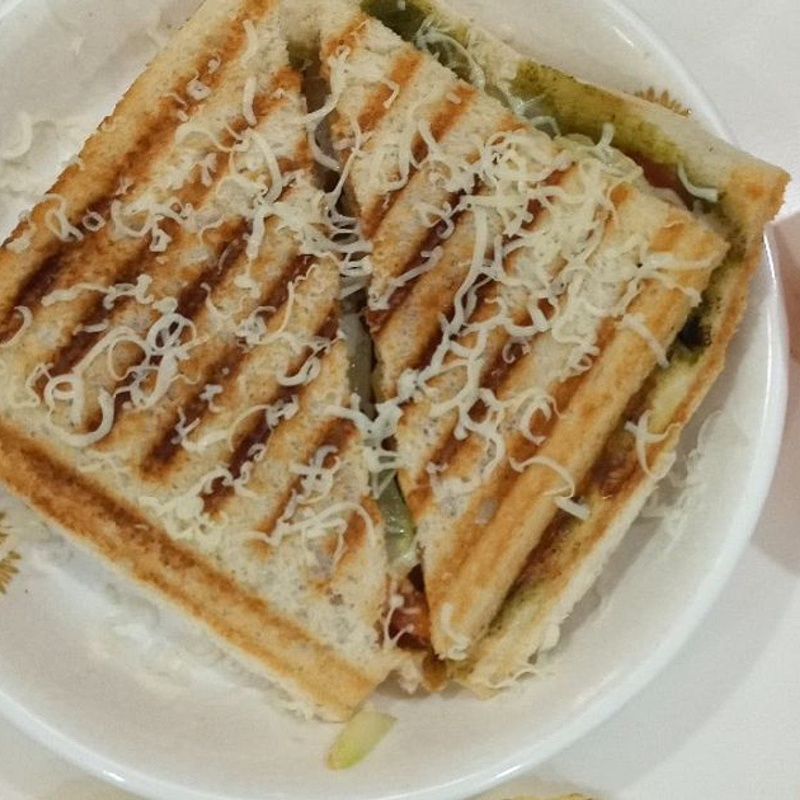 ग्रिल्ड सैंडविच (grilled sandwich recipe in Hindi)